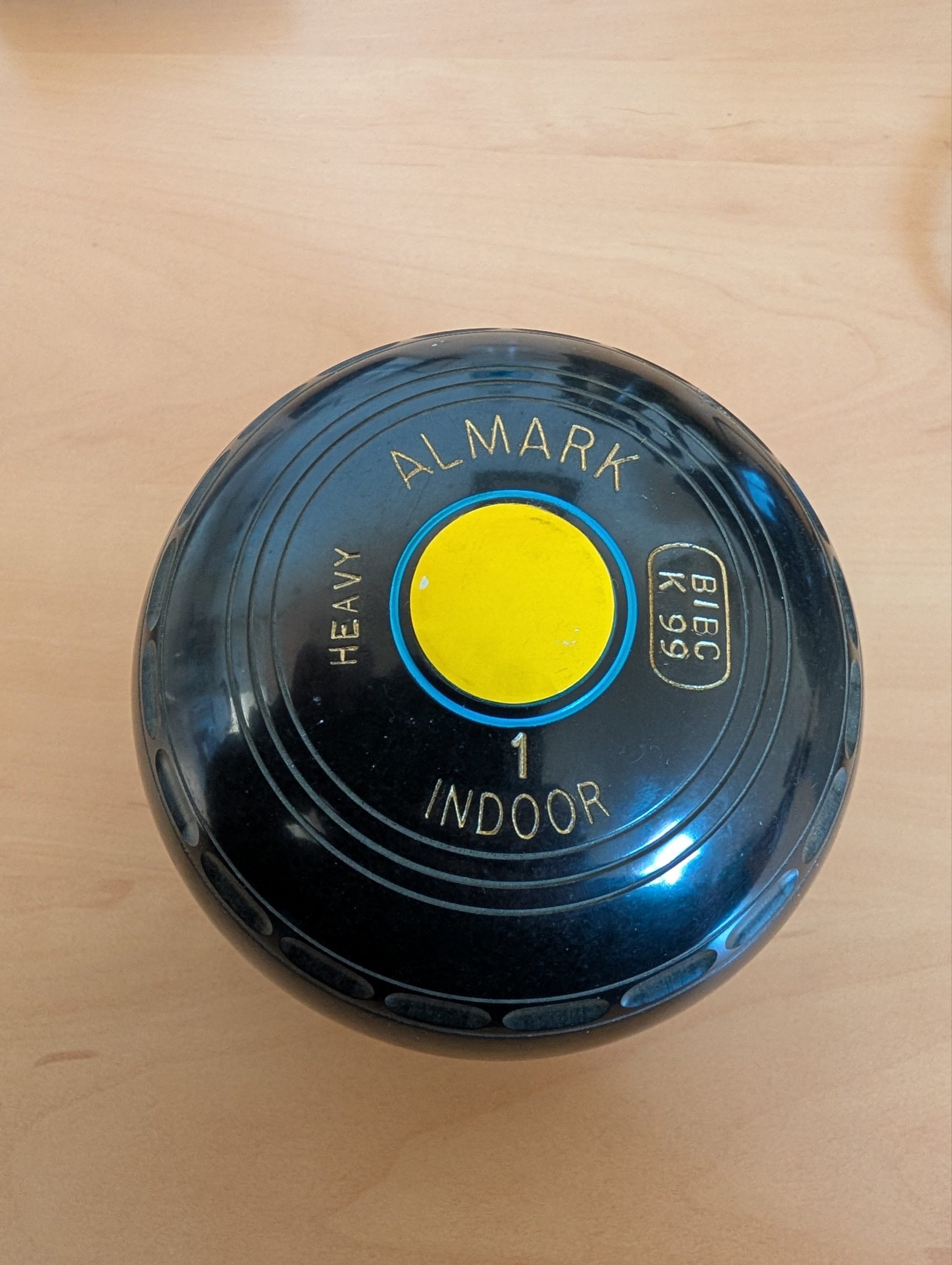 Almark Indoor Bowls Size 1 Heavy Bias – BIBC K99 – Set of 4 - Image 2