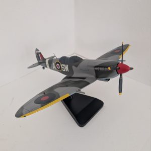 Bravo Delta Models Spitfire Tr.9 PT462 A-SW Wooden Aircraft Model – Mahogany – Stand
