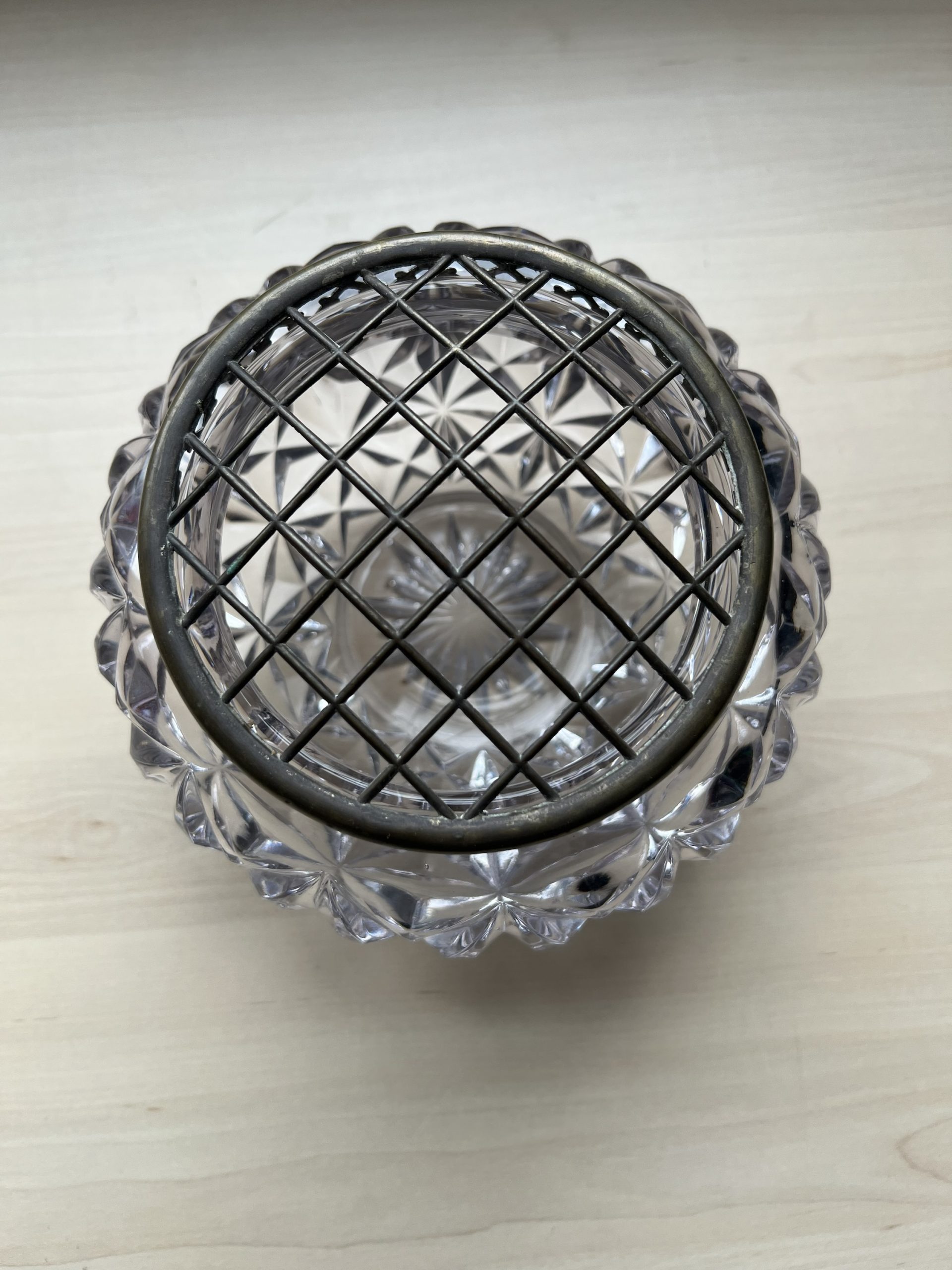 Cut Crystal Rose Bowl with Metal Flower Frog – Heavy Star Cut Glass - Image 2