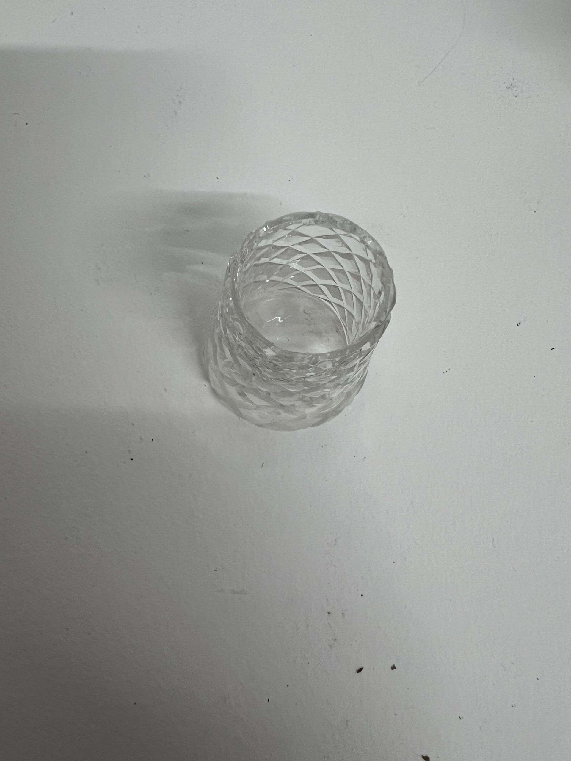 Cut Glass Toothpick Holder / Mini Vase – Diamond Pattern – Vintage Style - Image 2