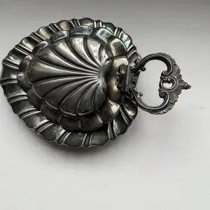 Silver Plated Clamshell Butter Dish Hinged Lid Ornate Handle EPNS Style