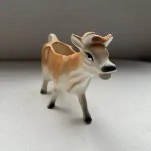 Vintage Jersey Cow Cream Jug – Ceramic Milk Jug – Channel Islands Souvenir